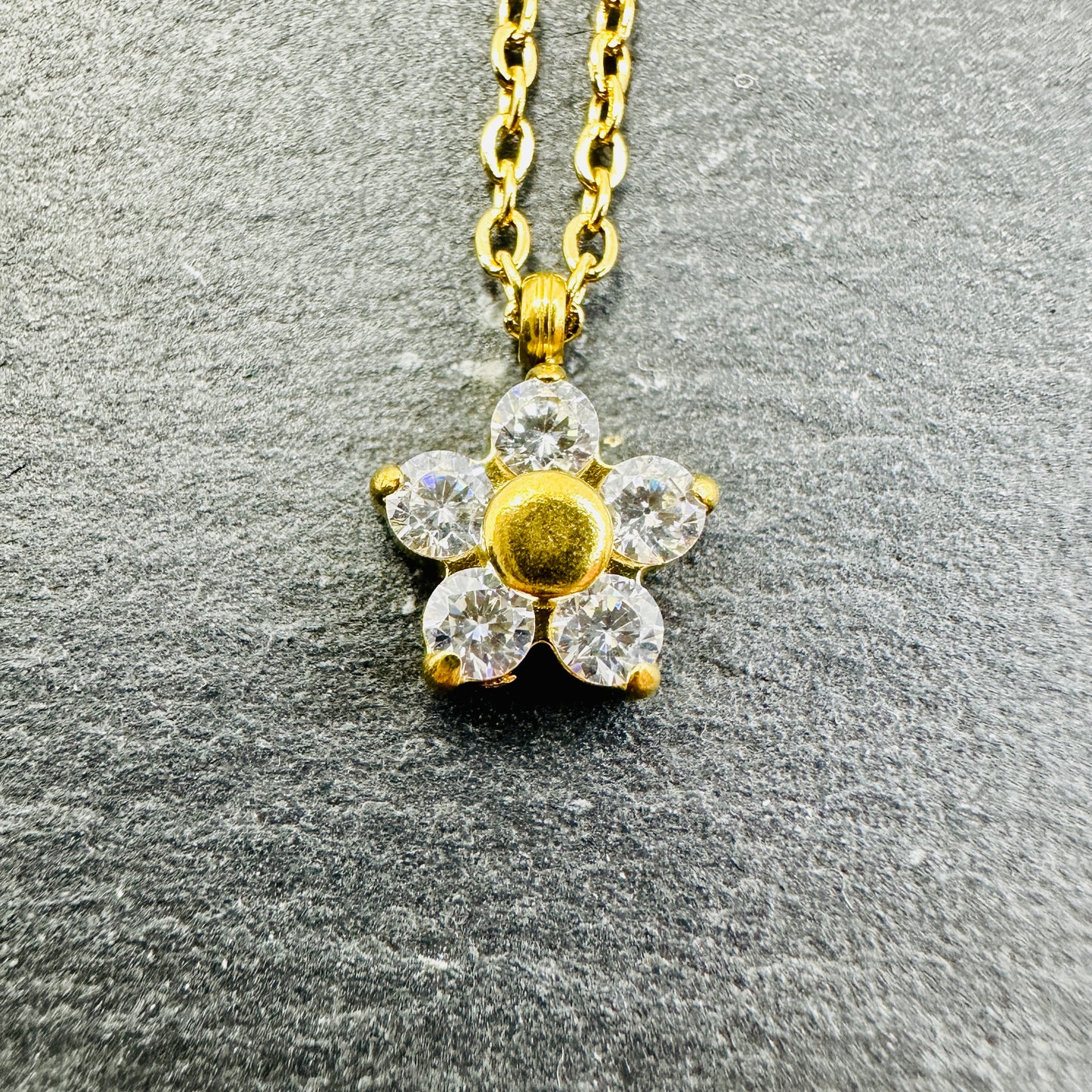 Flora - Necklace